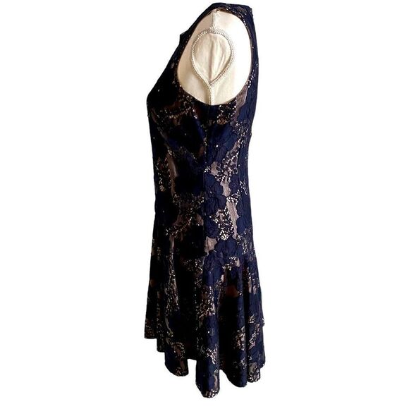 Eliza J Blue Lace Overlay Dress Size 2 - Picture 4 of 7